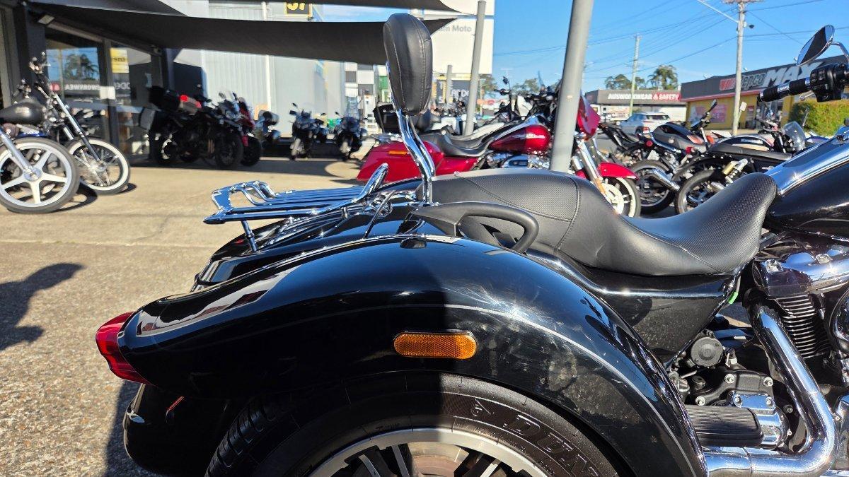 2022 HARLEY-DAVIDSON FLRT FREEWHEELER TRIKE