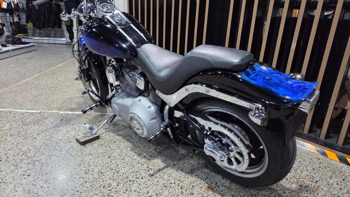 2025 TRIUMPH TRIDENT 660 (LAMS) ROAD