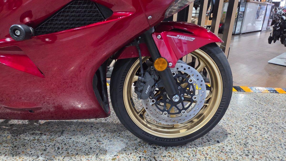 2010 HONDA VFR800F (VFR800Fi) SPORTS
