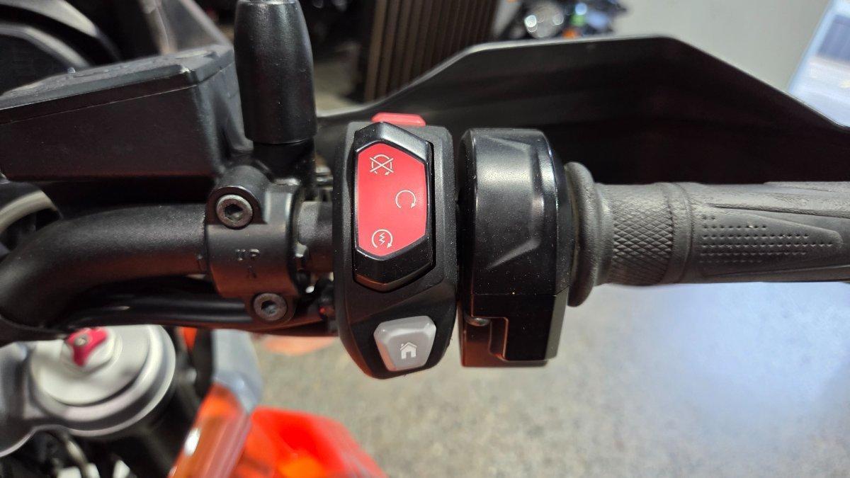 2019 TRIUMPH TIGER 800 XCA DUAL SPORTS