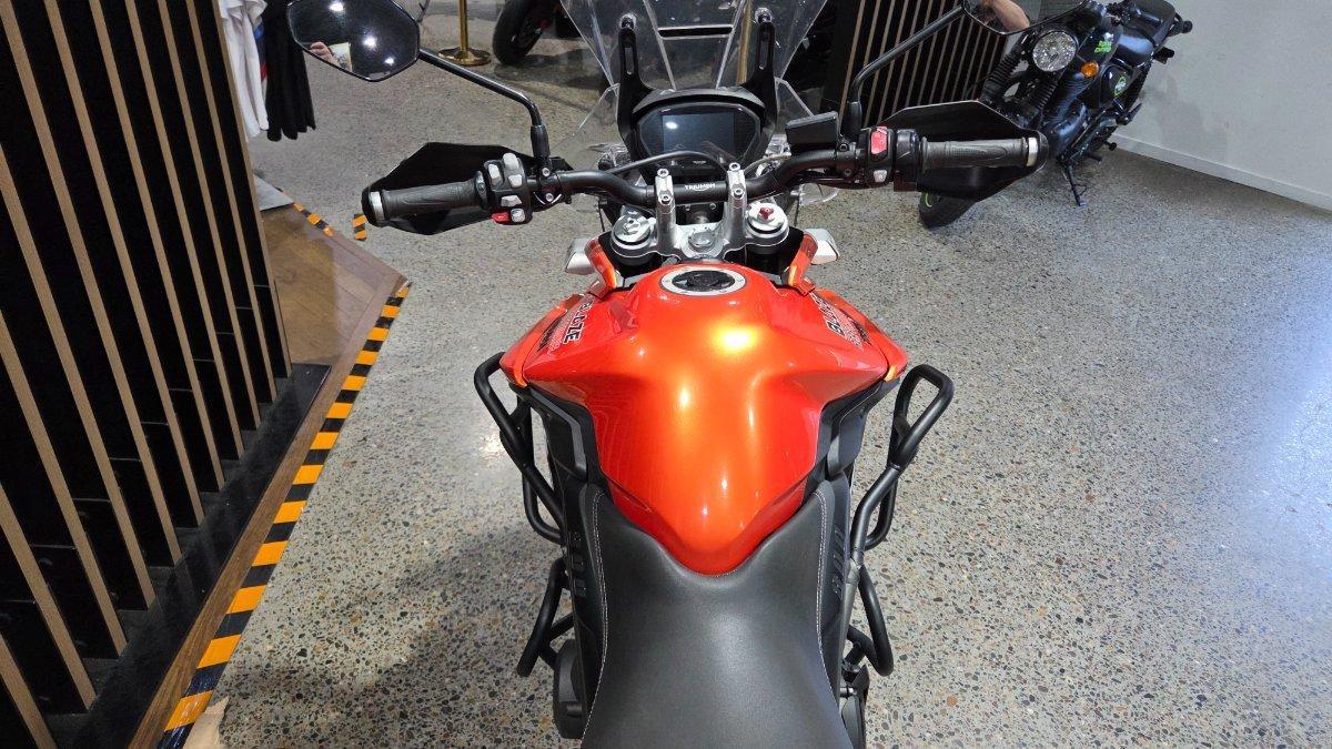 2019 TRIUMPH TIGER 800 XCA DUAL SPORTS