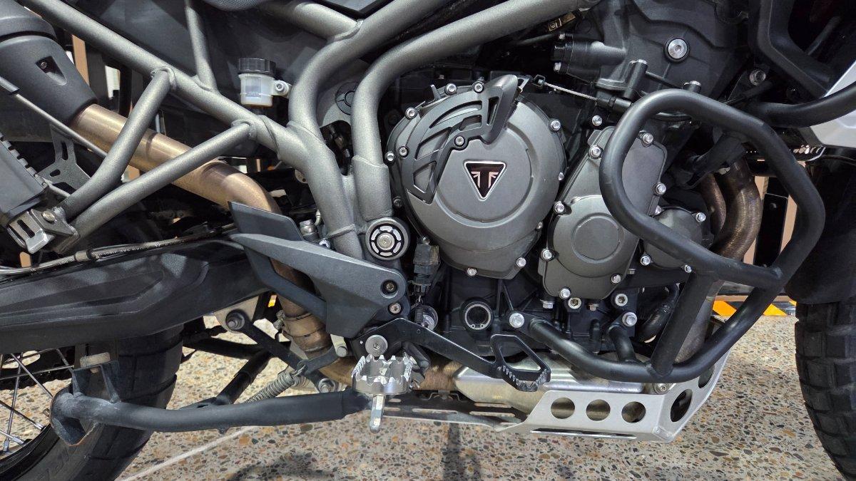 2019 TRIUMPH TIGER 800 XCA DUAL SPORTS