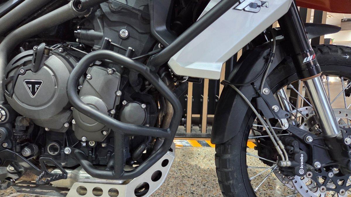 2019 TRIUMPH TIGER 800 XCA DUAL SPORTS