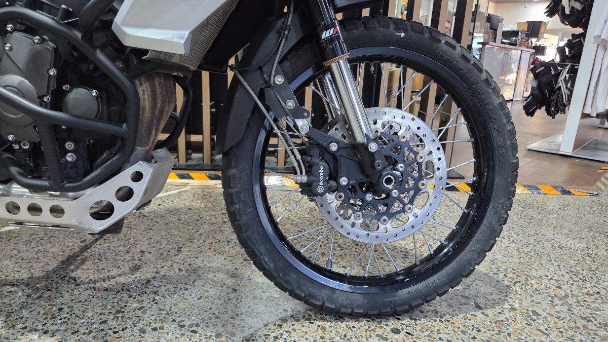 2019 TRIUMPH TIGER 800 XCA DUAL SPORTS