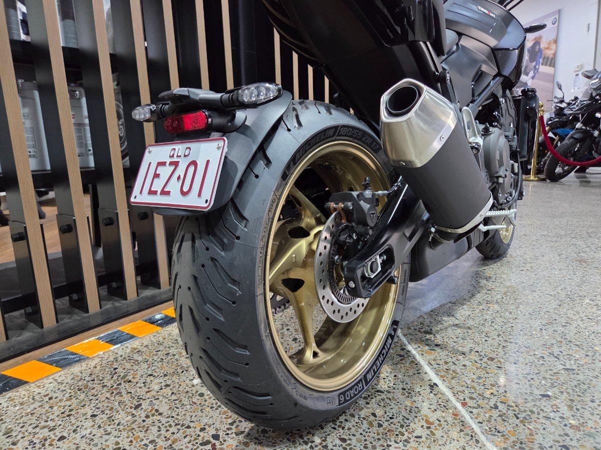 2026 TRIUMPH TRIDENT 800 ROAD