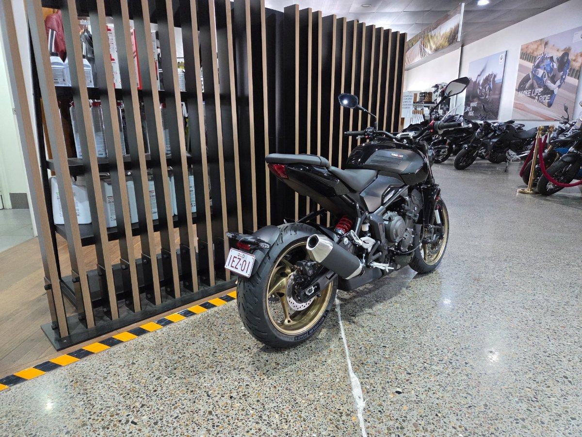 2026 TRIUMPH TRIDENT 800 ROAD