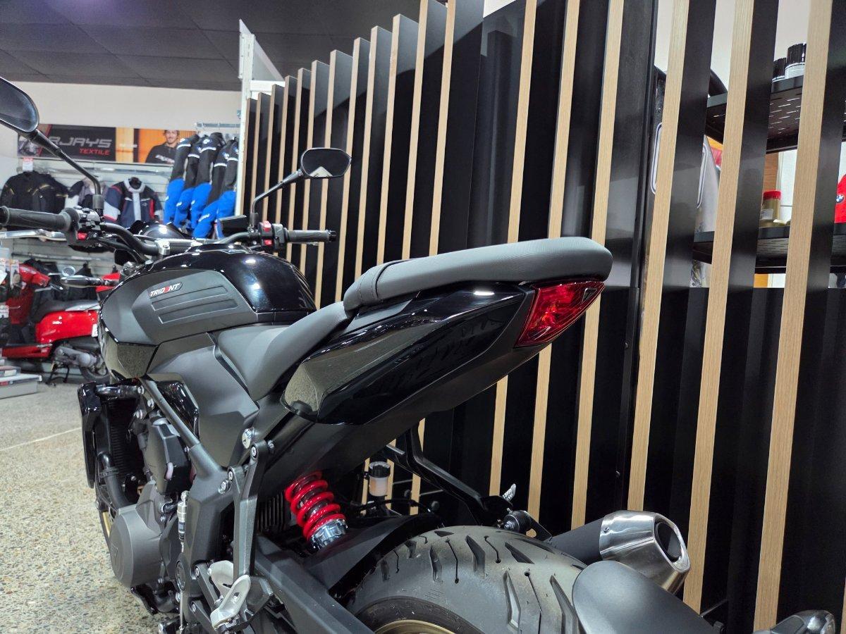 2026 TRIUMPH TRIDENT 800 ROAD