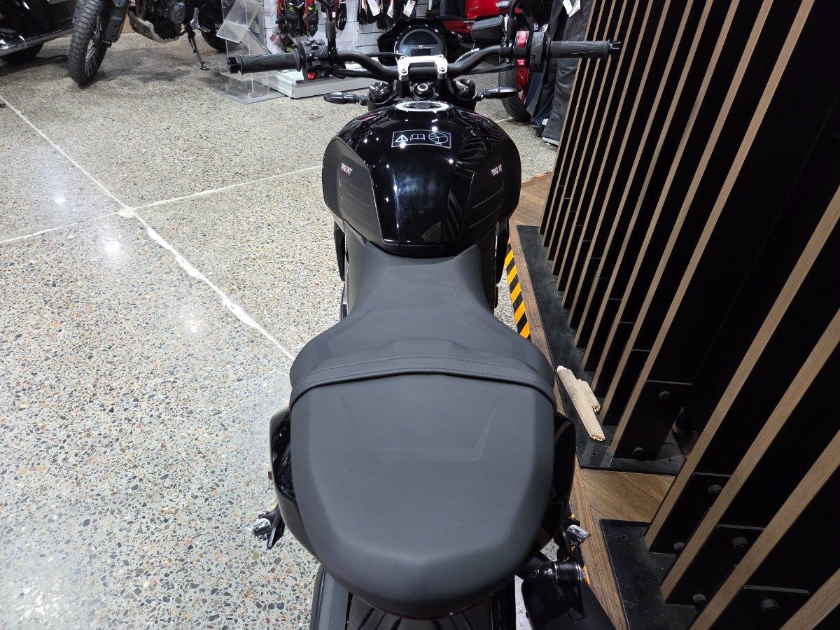 2026 TRIUMPH TRIDENT 800 ROAD
