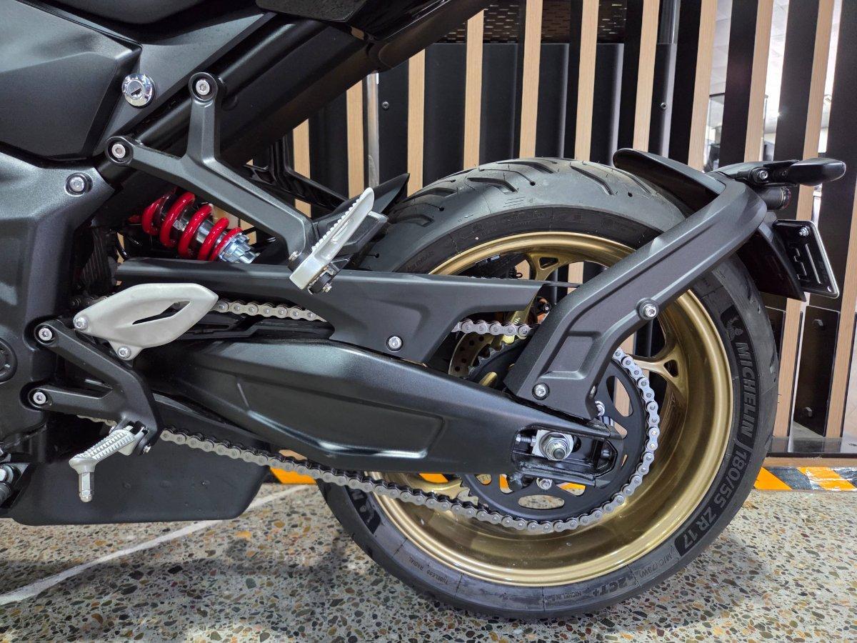 2026 TRIUMPH TRIDENT 800 ROAD