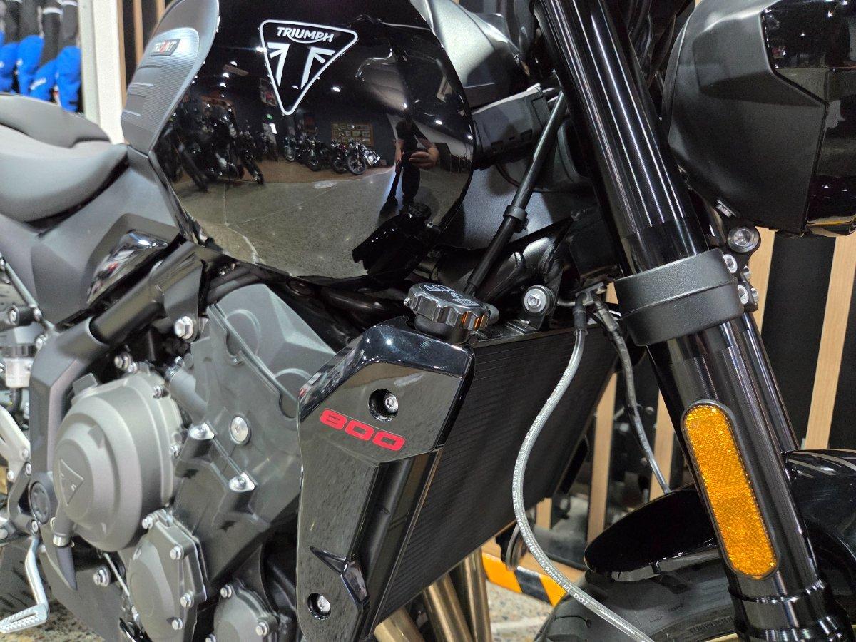 2026 TRIUMPH TRIDENT 800 ROAD