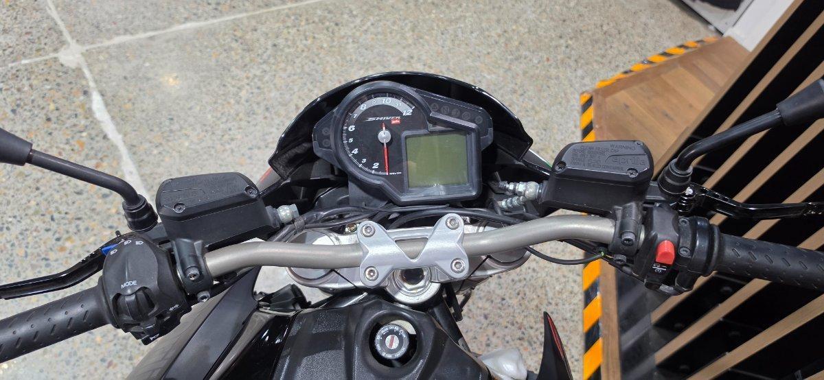 2014 APRILIA SHIVER SPORT SPORTS