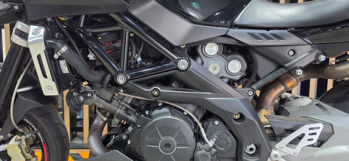 2014 APRILIA SHIVER SPORT SPORTS