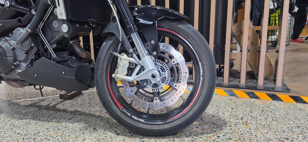 2014 APRILIA SHIVER SPORT SPORTS