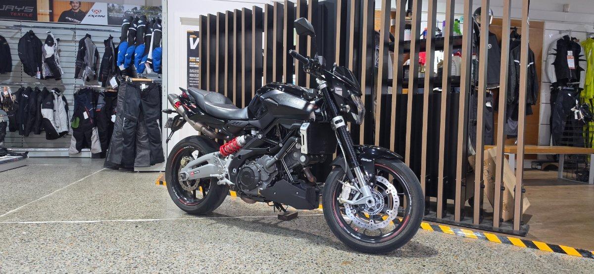 2014 APRILIA SHIVER SPORT SPORTS