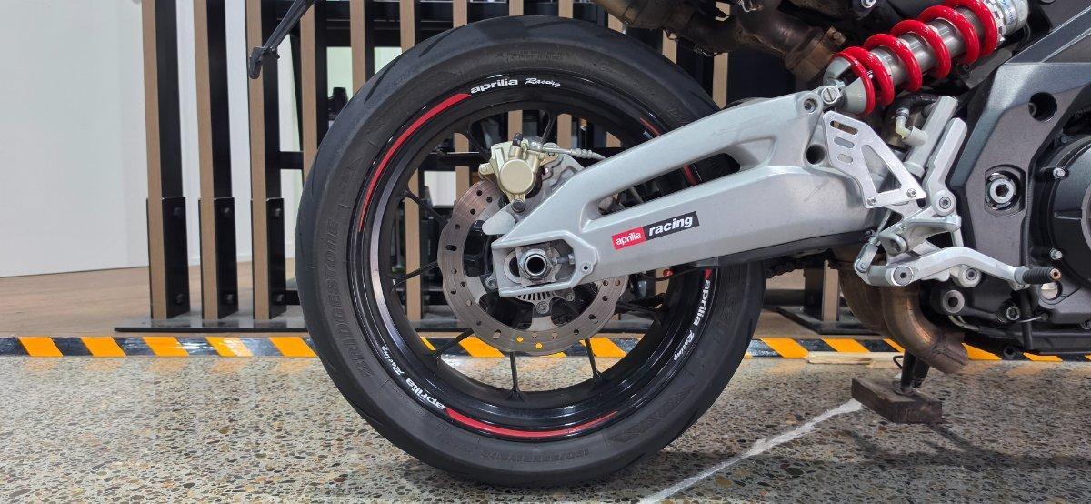 2014 APRILIA SHIVER SPORT SPORTS