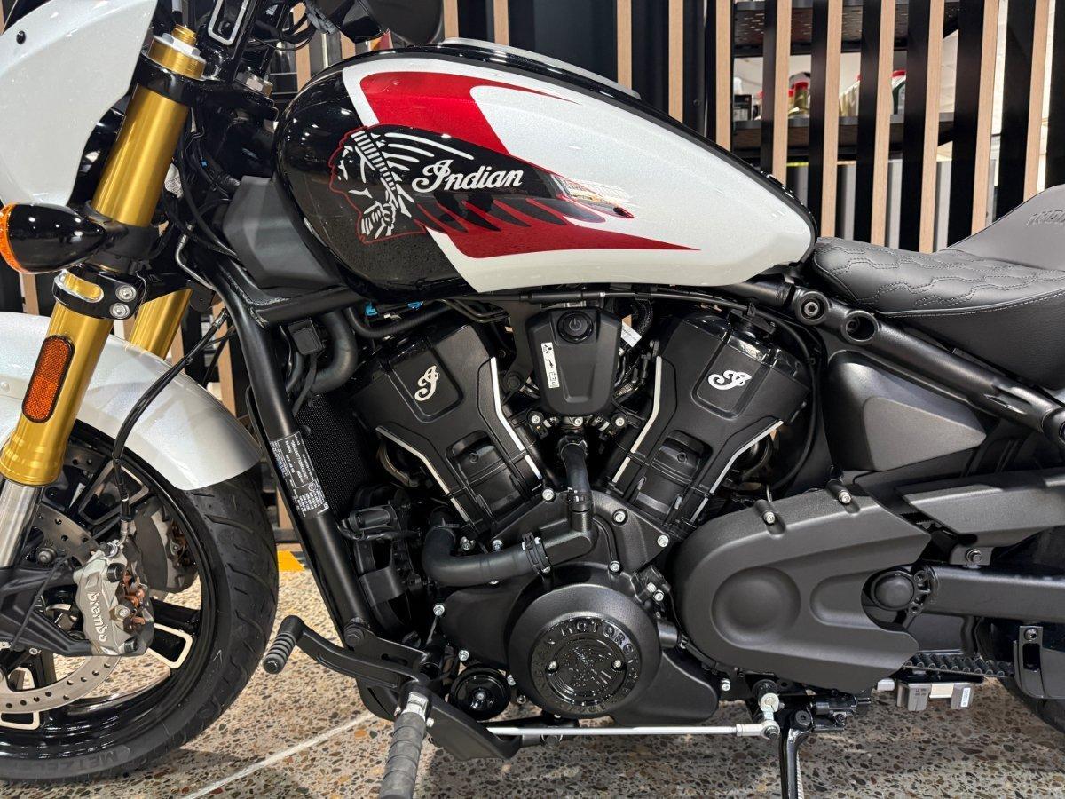 2025 INDIAN SCOUT 101 CRUISER