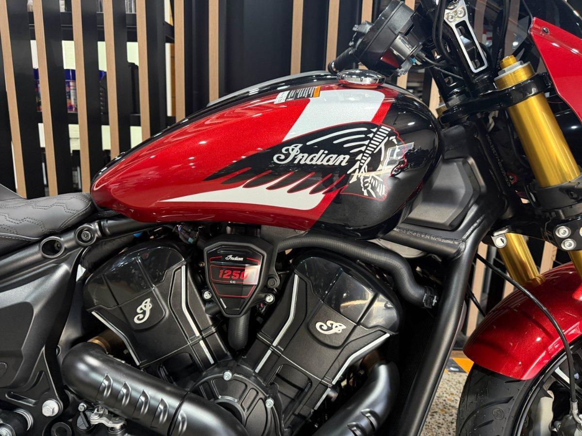 2025 INDIAN SCOUT 101 CRUISER