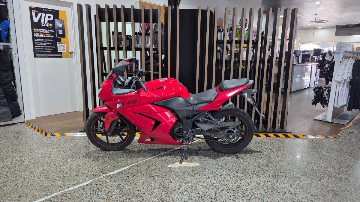 2012 KAWASAKI NINJA 250R (EX250) SPORTS