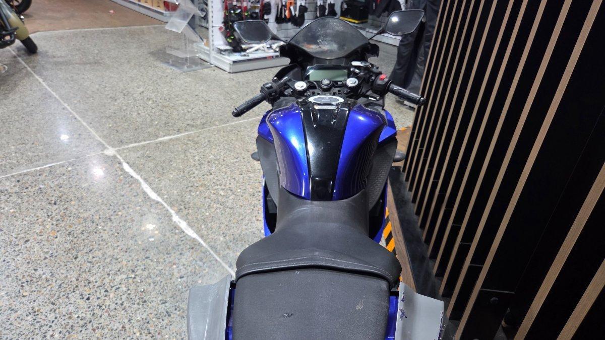 2021 YAMAHA YZF-R15 SPORTS