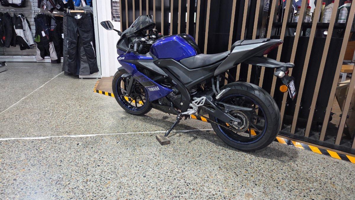 2021 YAMAHA YZF-R15 SPORTS