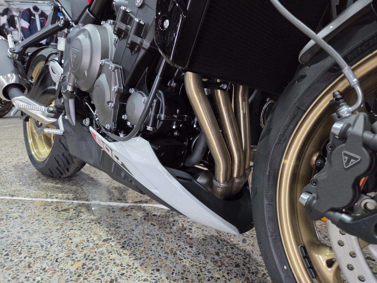 2026 TRIUMPH TRIDENT 800 ROAD