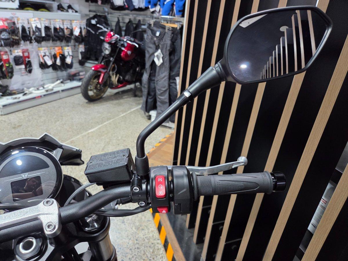 2026 TRIUMPH TRIDENT 800 ROAD