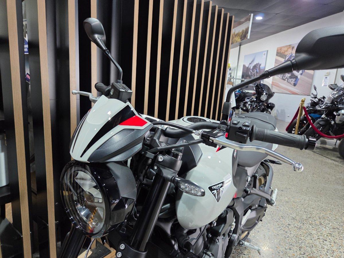 2026 TRIUMPH TRIDENT 800 ROAD
