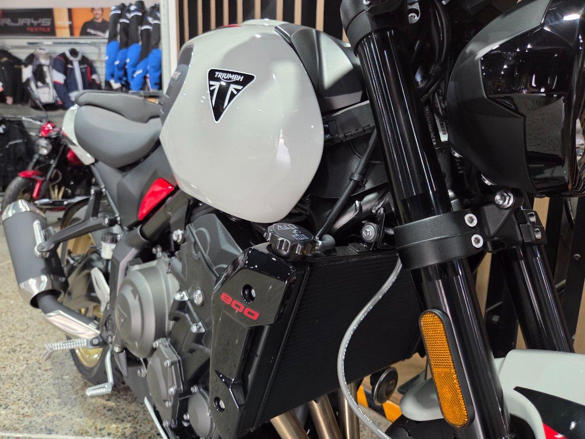 2026 TRIUMPH TRIDENT 800 ROAD