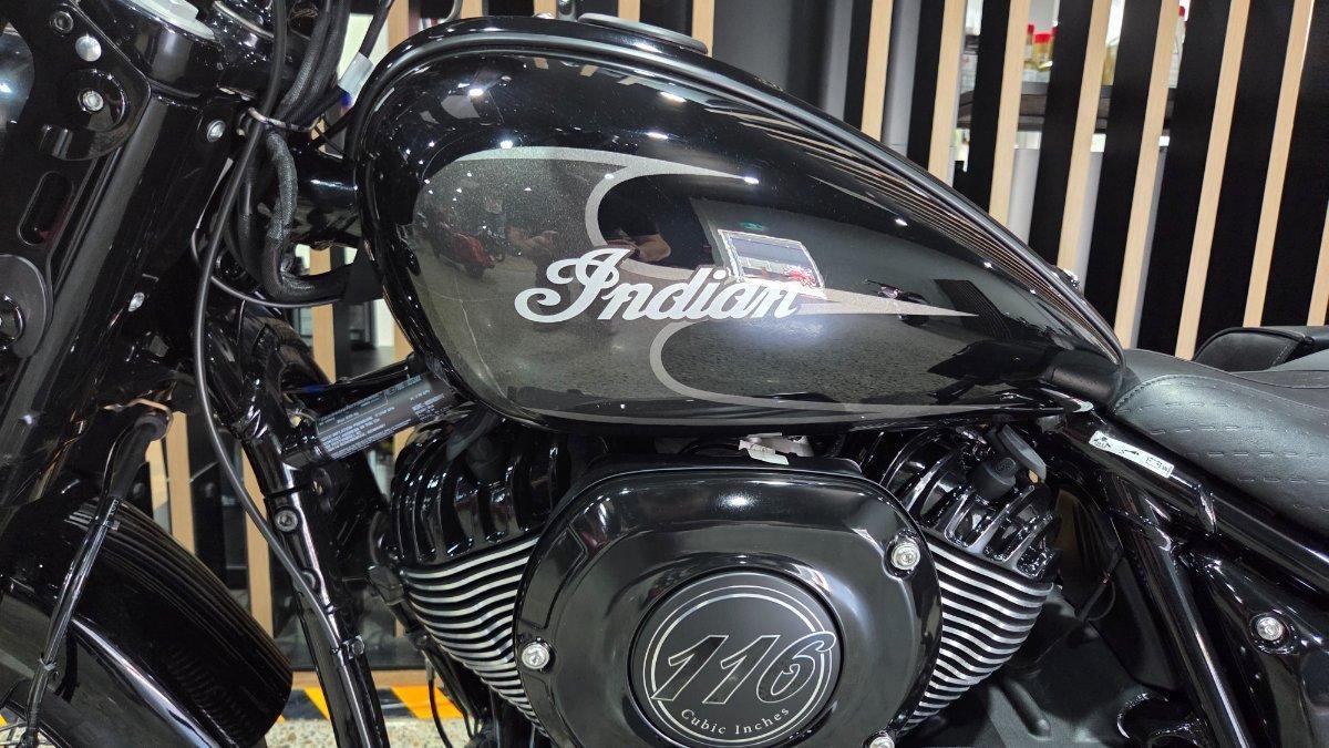 2026 INDIAN SUPER CHIEF DARK HORSE CRUISER