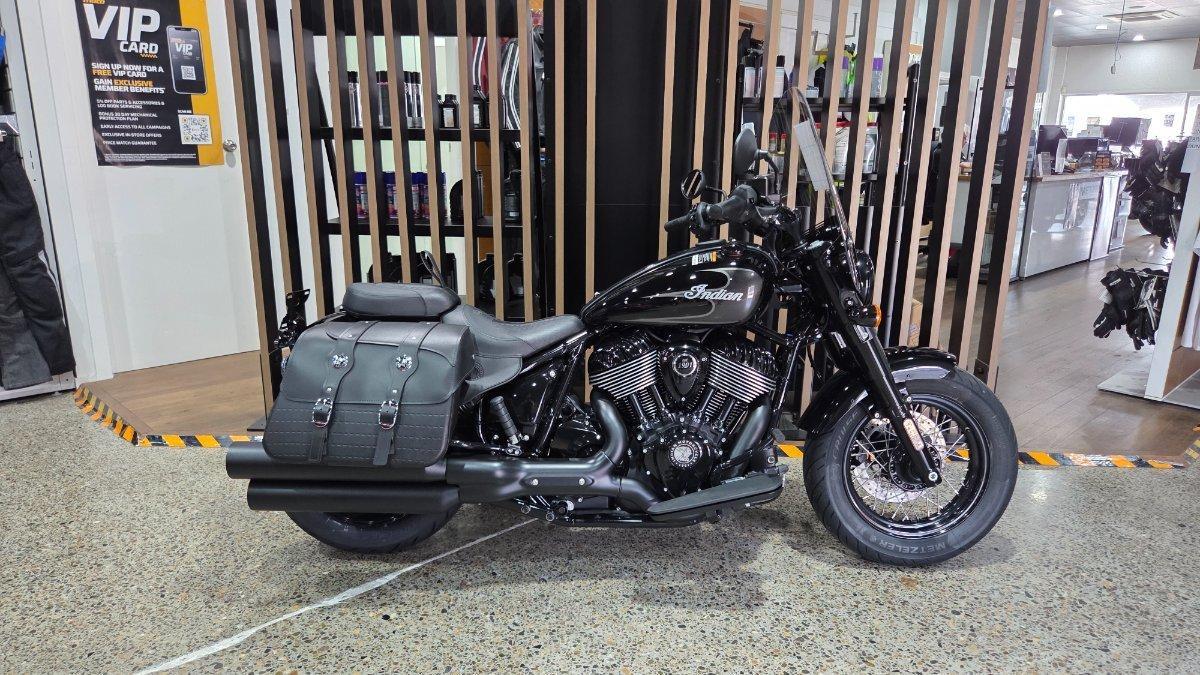 2026 INDIAN SUPER CHIEF DARK HORSE CRUISER