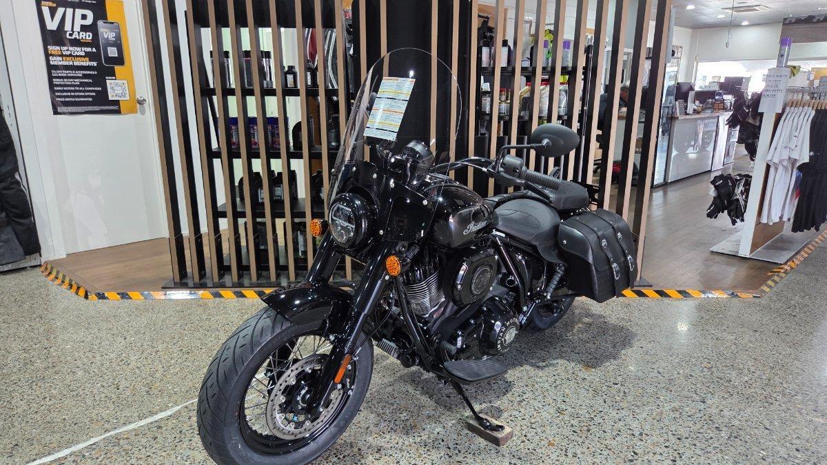 2026 INDIAN SUPER CHIEF DARK HORSE CRUISER