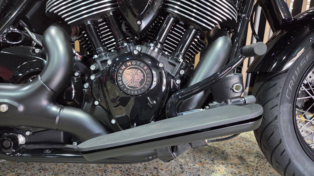 2026 INDIAN SUPER CHIEF DARK HORSE CRUISER