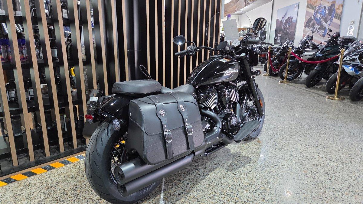 2026 INDIAN SUPER CHIEF DARK HORSE CRUISER