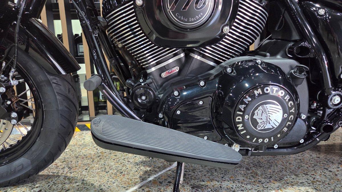 2026 INDIAN SUPER CHIEF DARK HORSE CRUISER