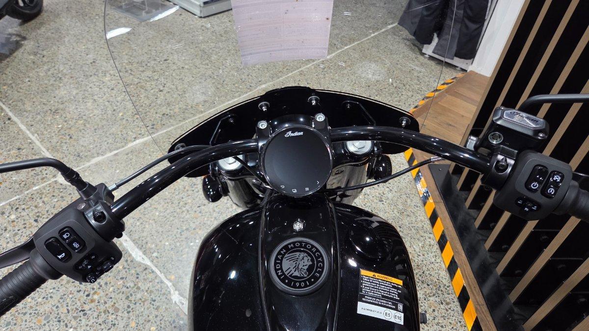 2026 INDIAN SUPER CHIEF DARK HORSE CRUISER