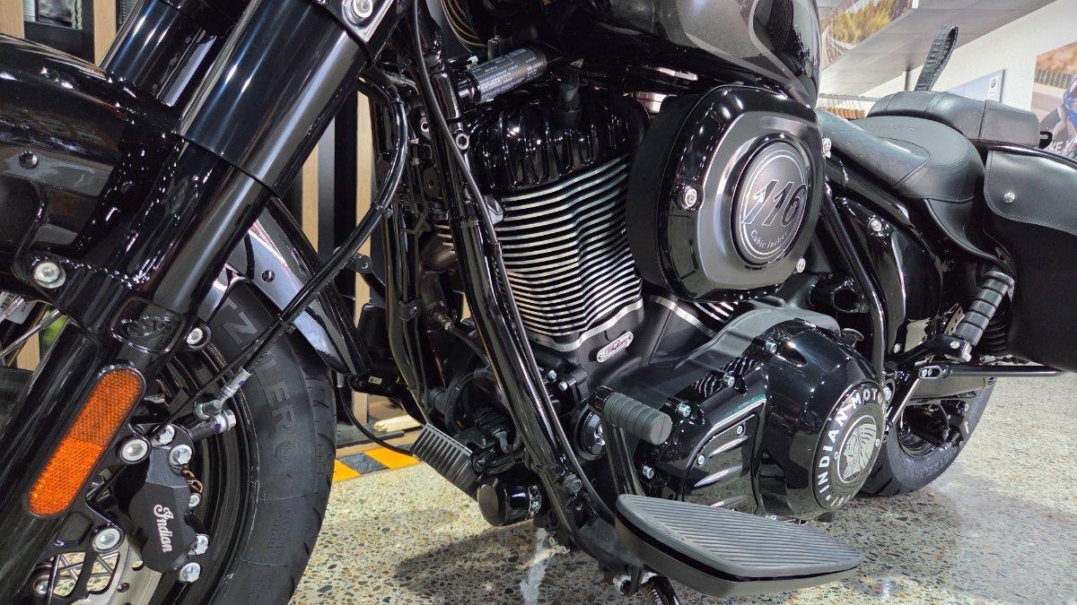2026 INDIAN SUPER CHIEF DARK HORSE CRUISER
