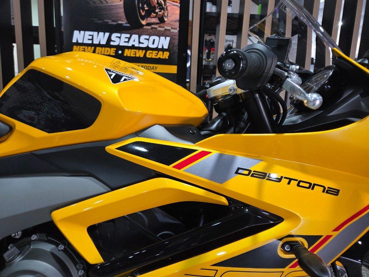 2026 TRIUMPH DAYTONA 660 (LAMS) ROAD