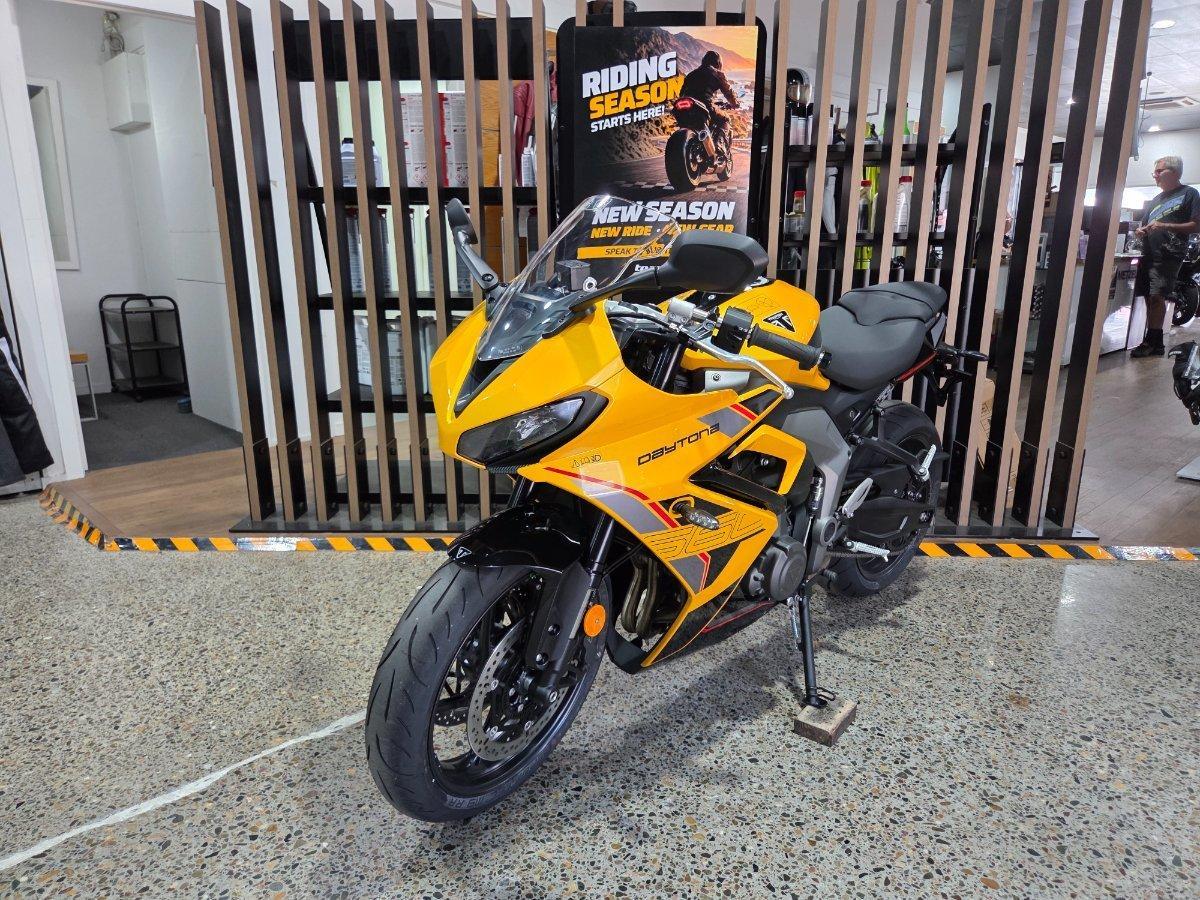 2026 TRIUMPH DAYTONA 660 (LAMS) ROAD