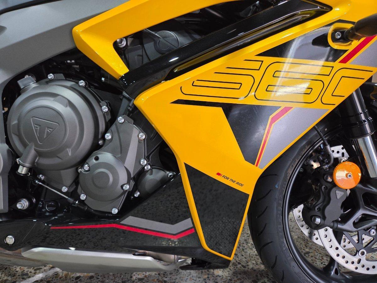 2026 TRIUMPH DAYTONA 660 (LAMS) ROAD
