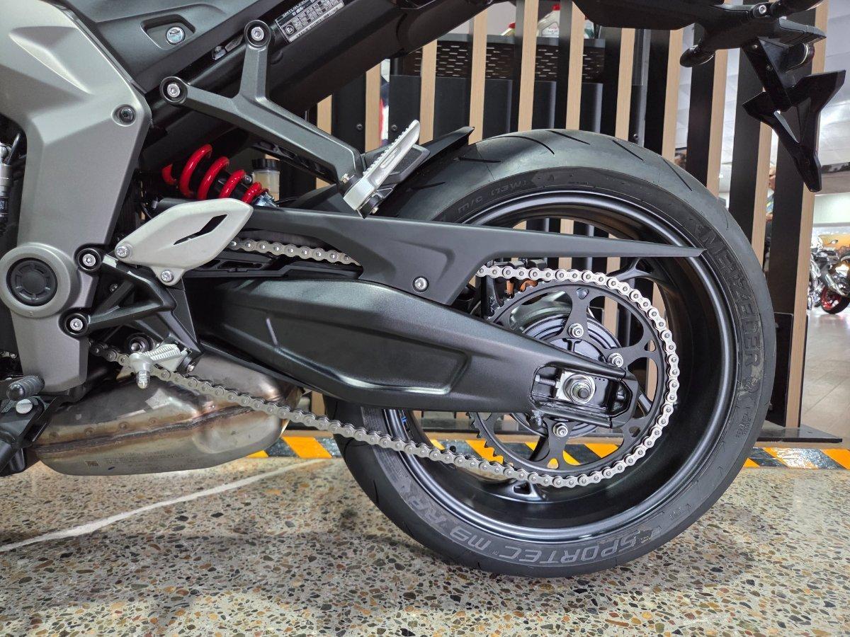 2026 TRIUMPH DAYTONA 660 (LAMS) ROAD