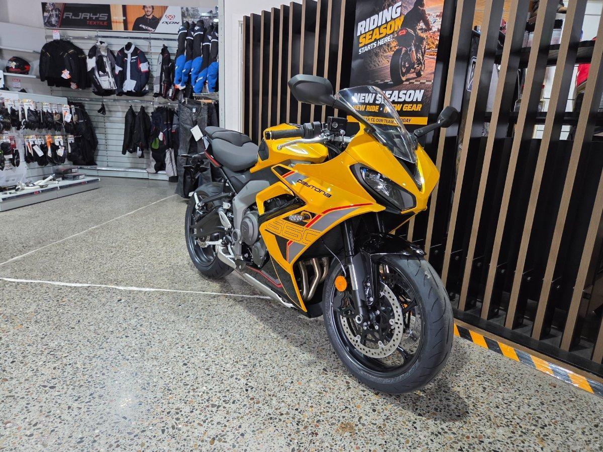 2026 TRIUMPH DAYTONA 660 (LAMS) ROAD