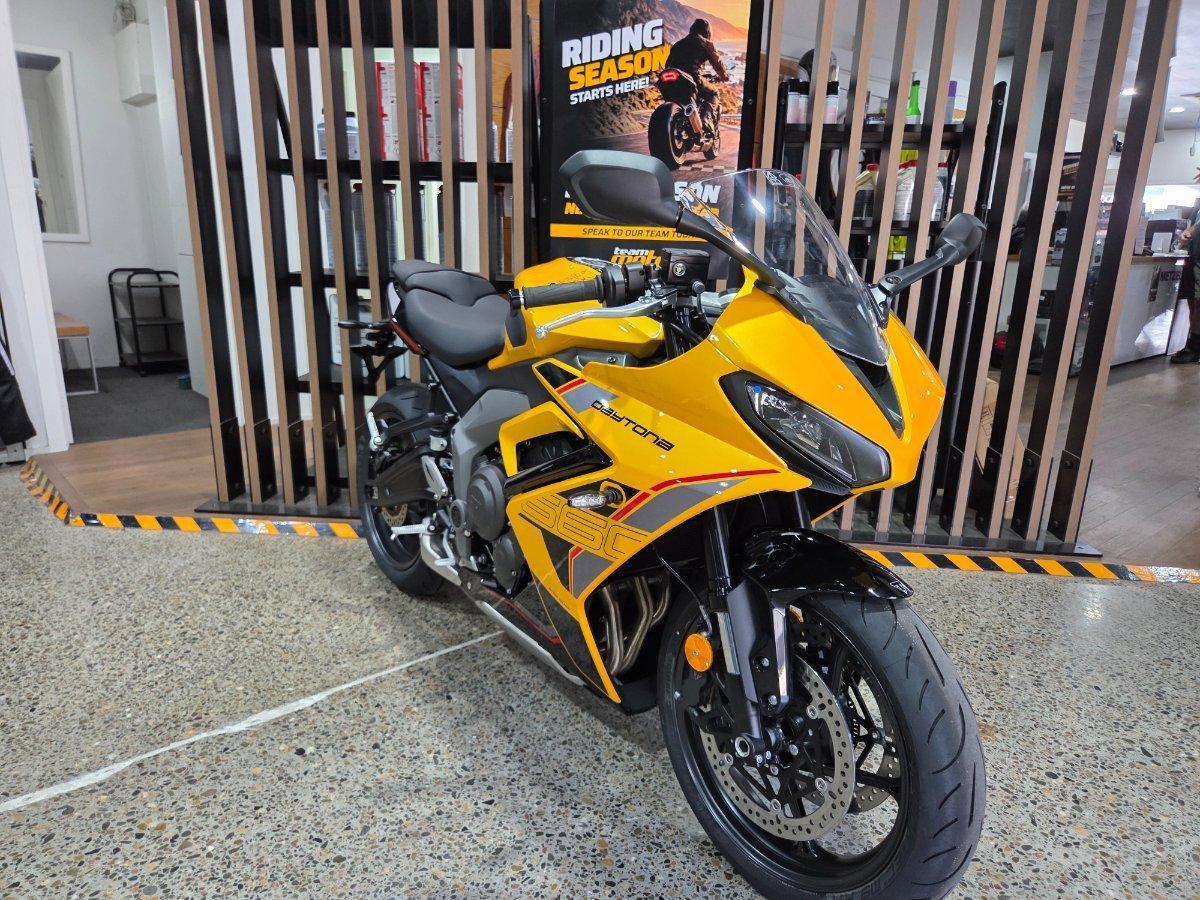 2026 TRIUMPH DAYTONA 660 (LAMS) ROAD
