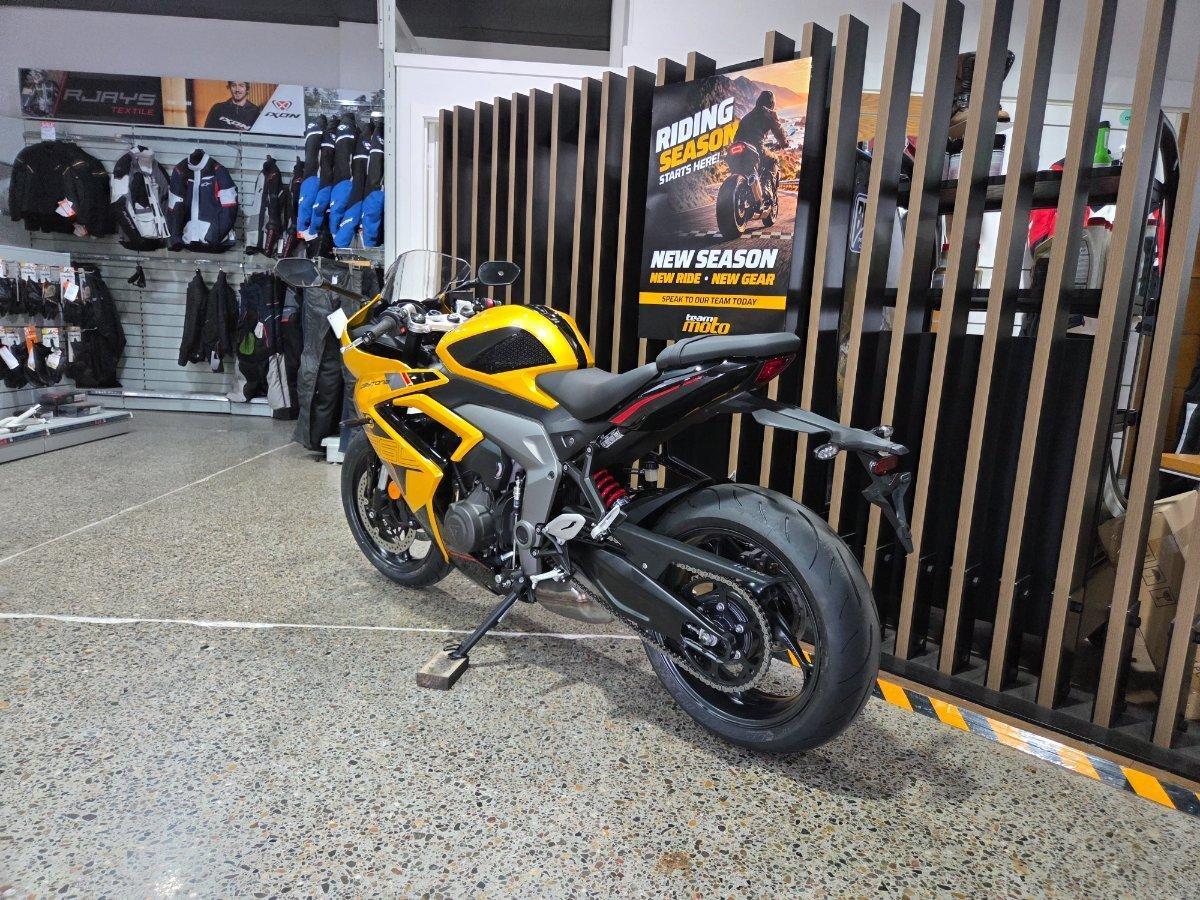 2026 TRIUMPH DAYTONA 660 (LAMS) ROAD