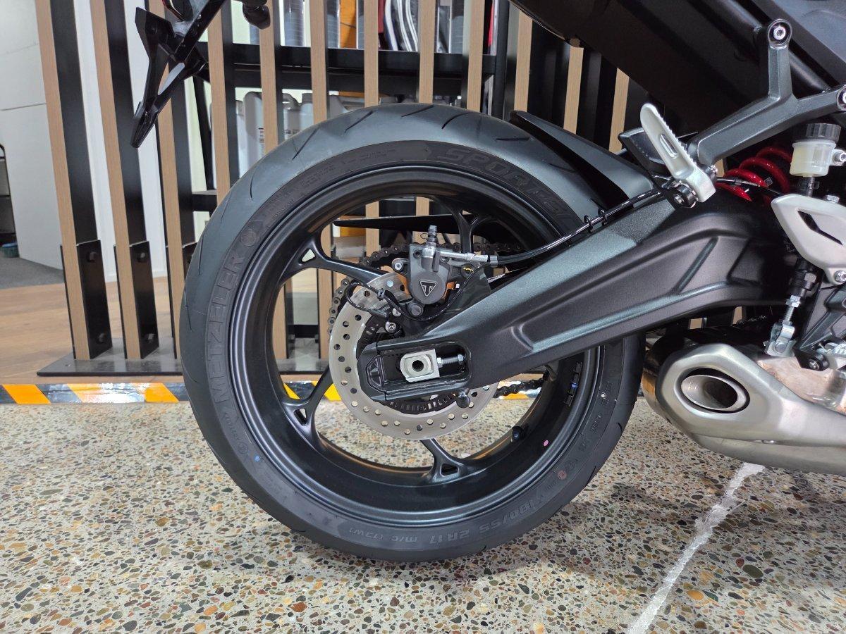 2026 TRIUMPH DAYTONA 660 (LAMS) ROAD