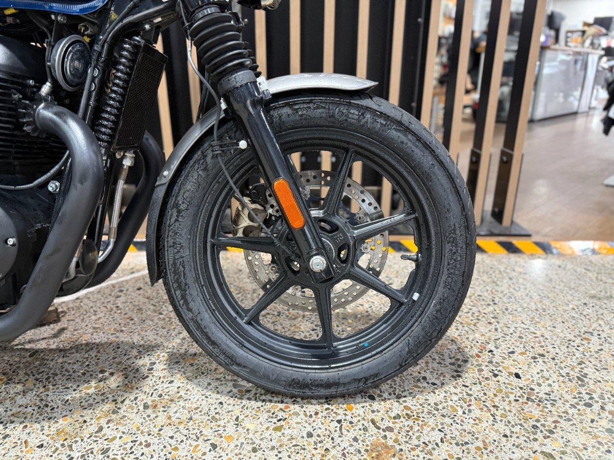 2023 ROYAL ENFIELD INTERCEPTOR 650 E5 DARK ROAD