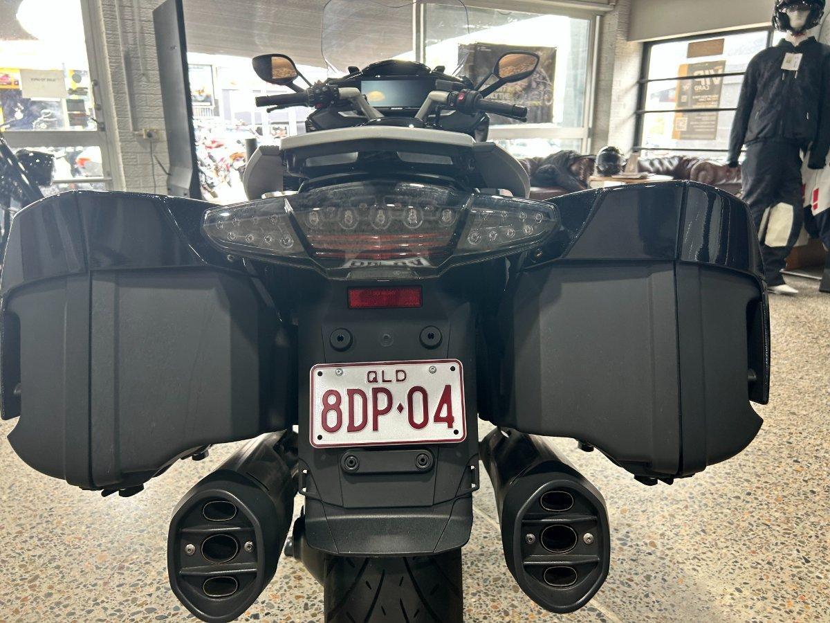 2023 BMW K 1600 GT ROAD