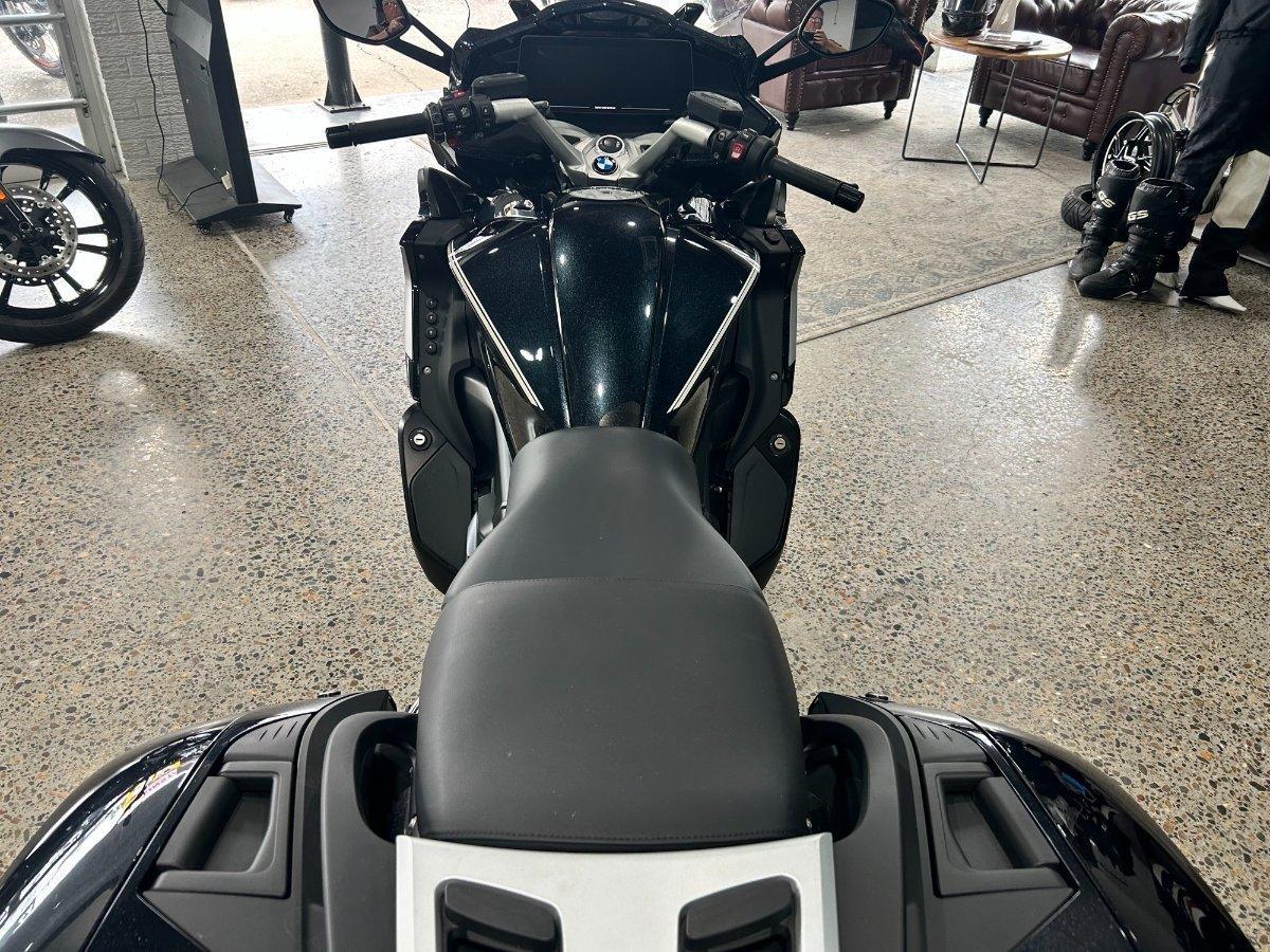 2023 BMW K 1600 GT ROAD