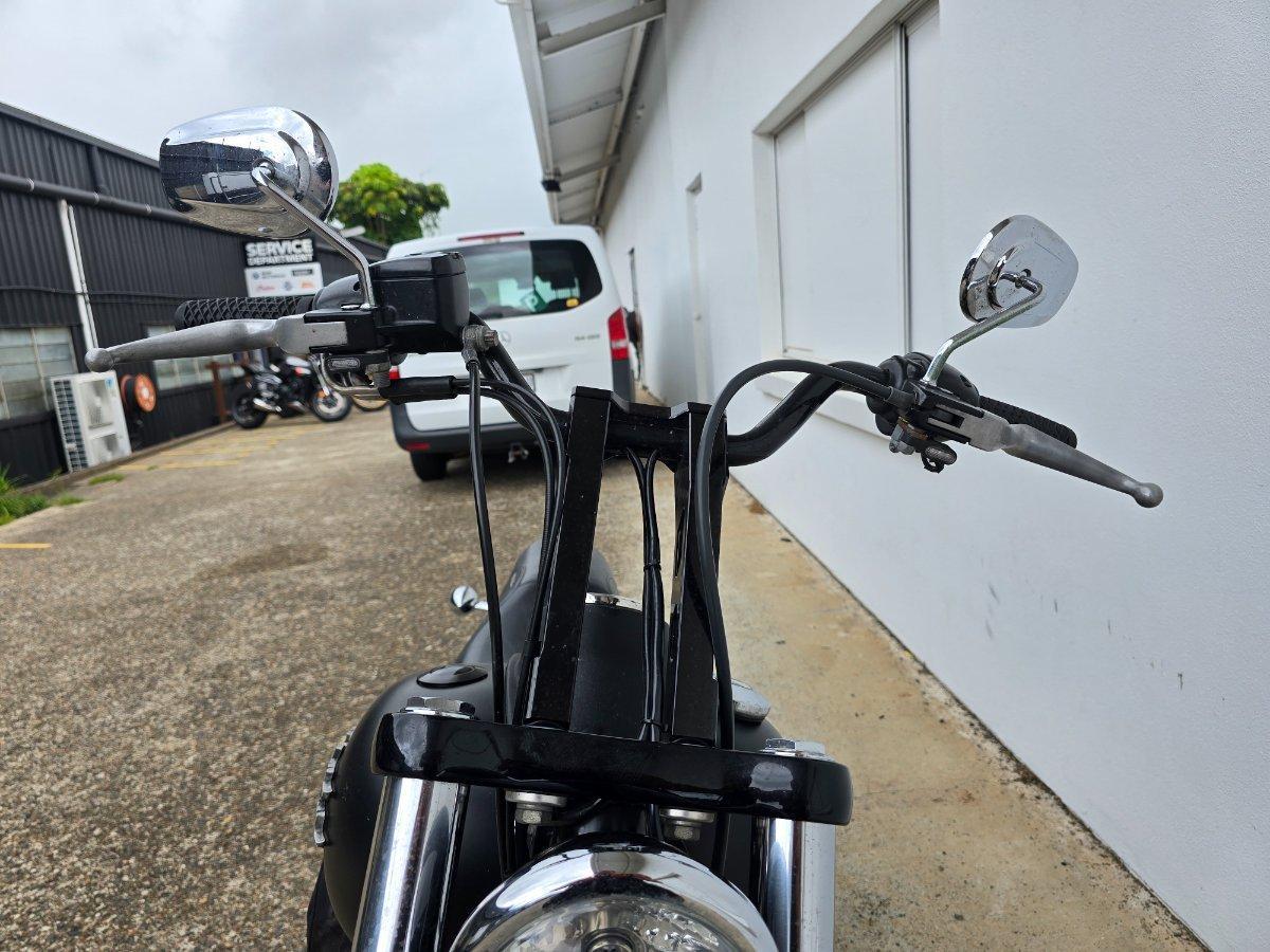 2015 HARLEY-DAVIDSON FXDB STREET BOB CRUISER