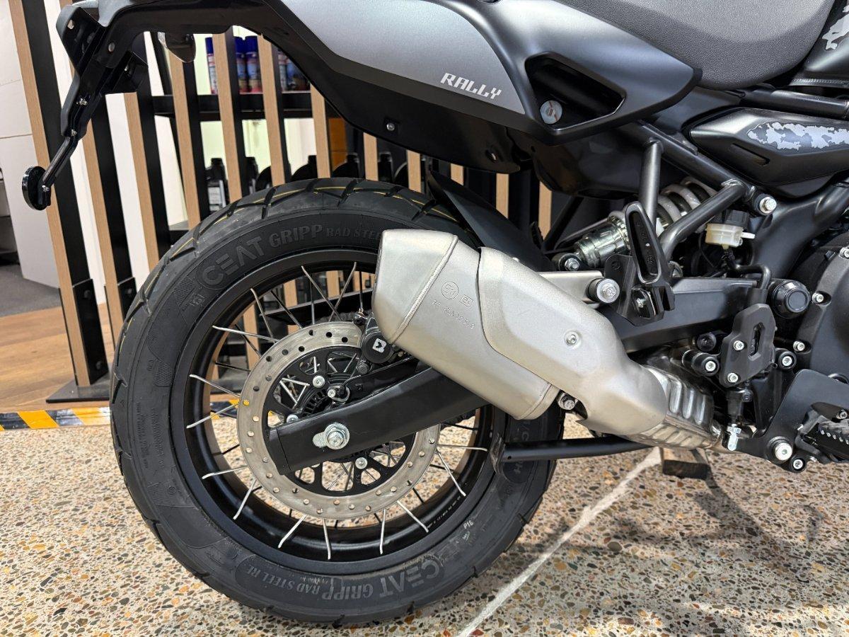 2026 ROYAL ENFIELD HIMALAYAN 450 ROAD