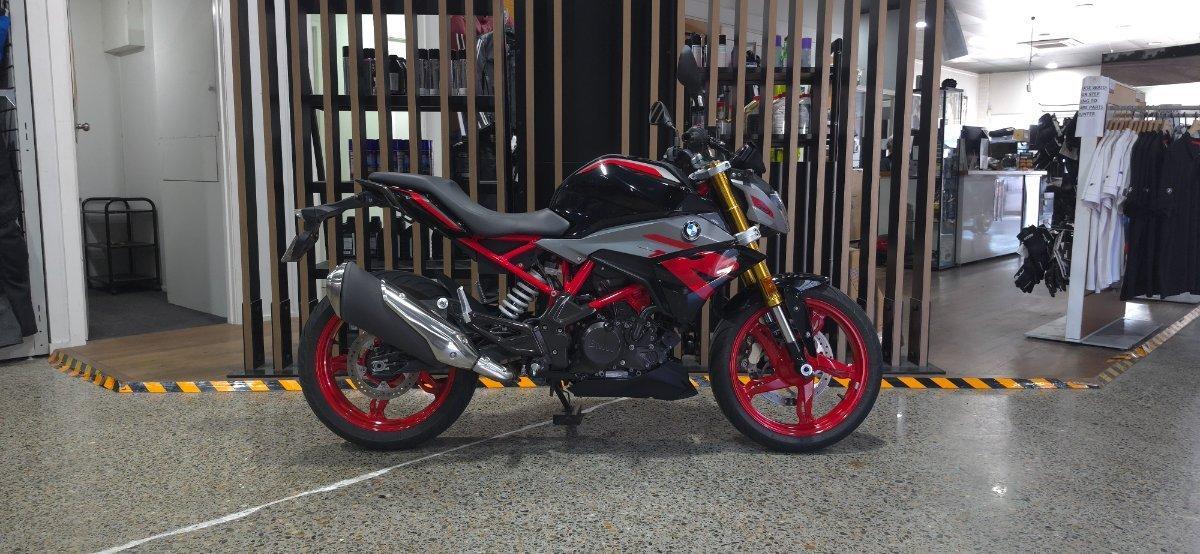 2026 BMW G 310 R SPORTS